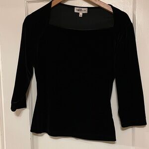 Harlow Elegant Black Velvet top